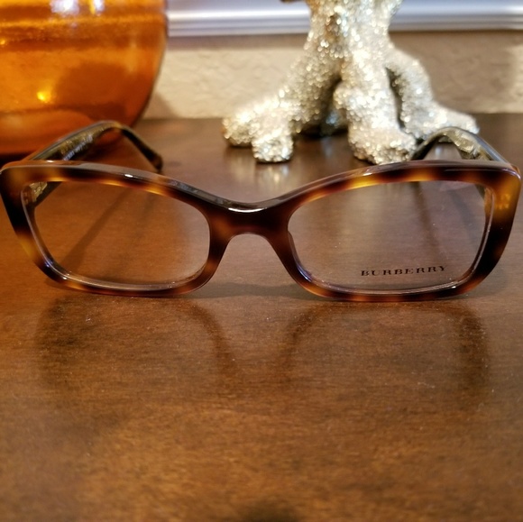 Burberry Opticals - Picture 2 of 5